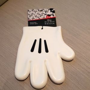 Disney Mickey white silicon oven mitt